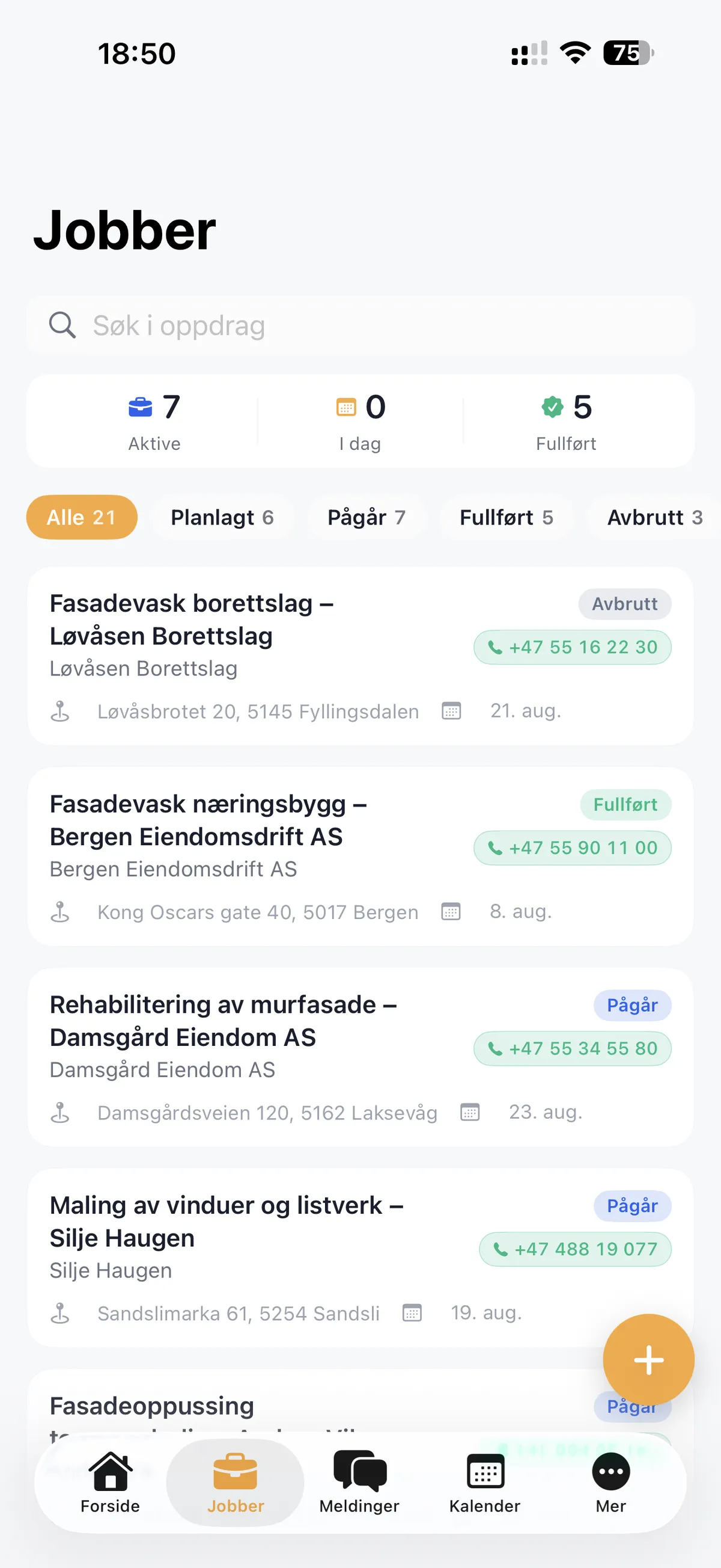 Rettholt: liste over jobber med status, adresse og dato